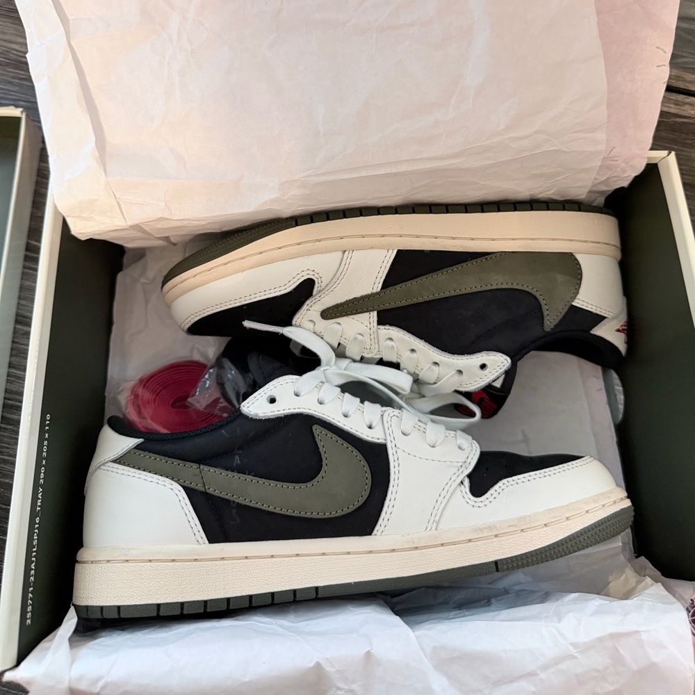 Travis Scott Olives Nike Air Jordan 1 Low